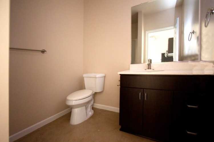 0037ful - Photo 2 of 8