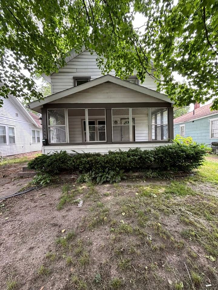 1338 N Adams St, South Bend, IN 46628 4 Bedroom House for 1,400/month