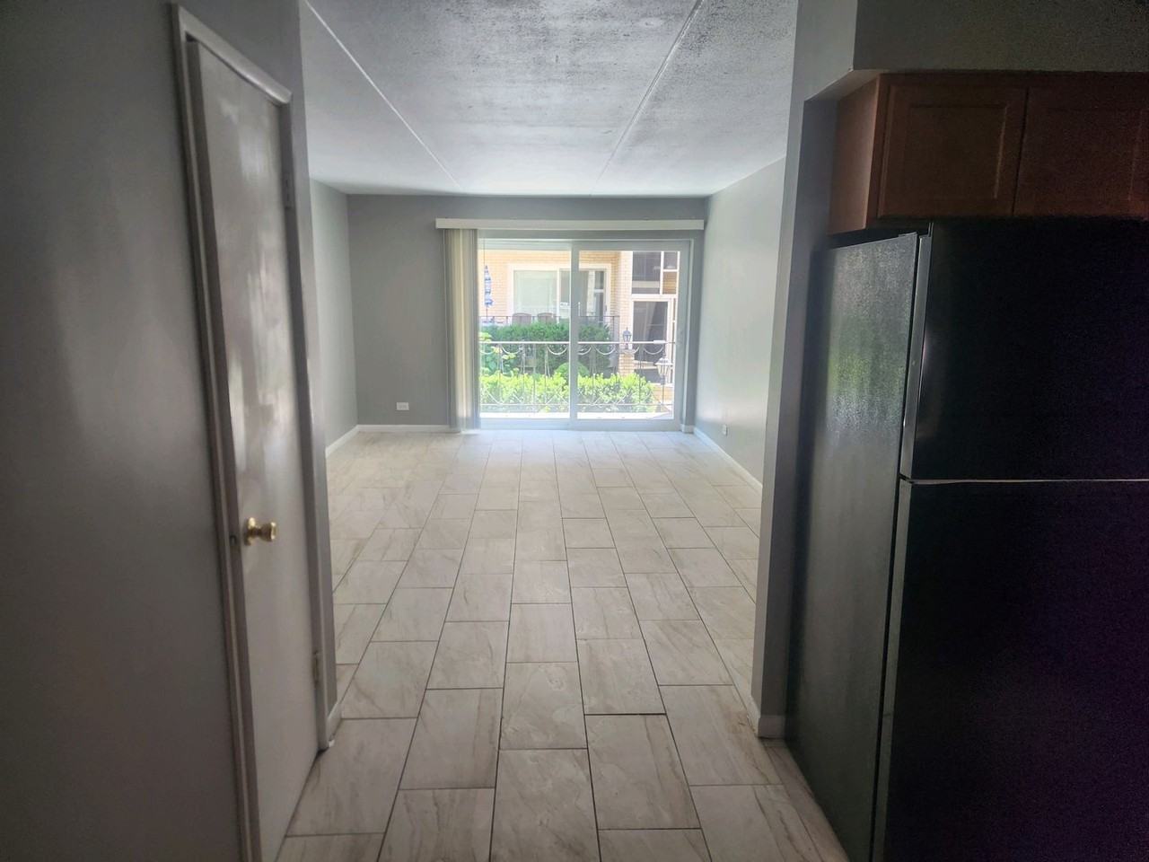 Stickney 6921-6925 - Photo 3 of 5