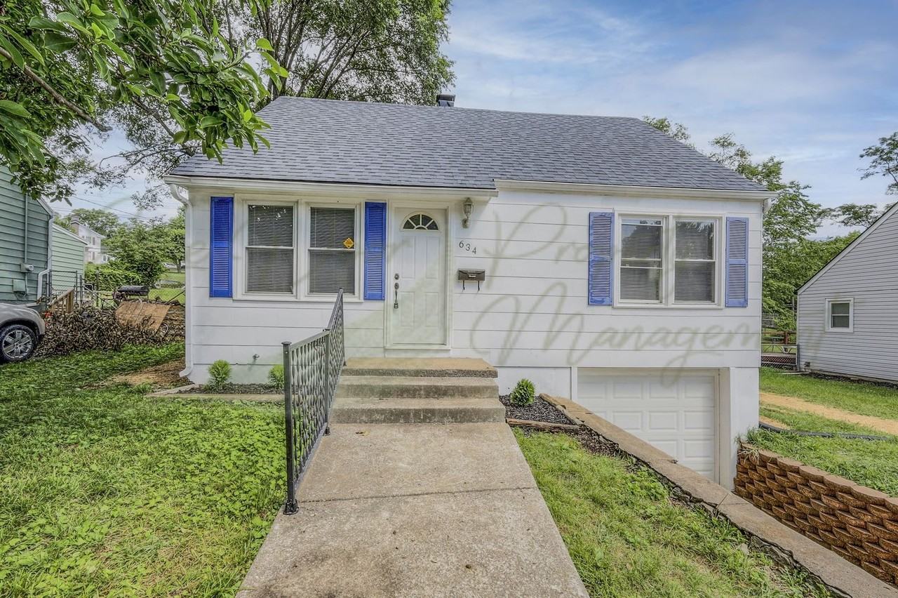 634 Thornton St - Photo 2 of 24