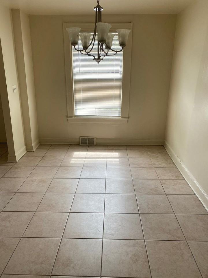 3217 Elmley Ave - Photo 3 of 15