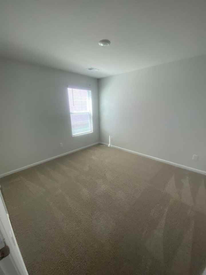 474 Coconut Dr - Photo 3 of 16