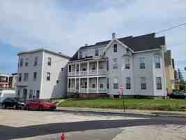 featured image of 323 323 Dubuque St & 142-146 Wayne St