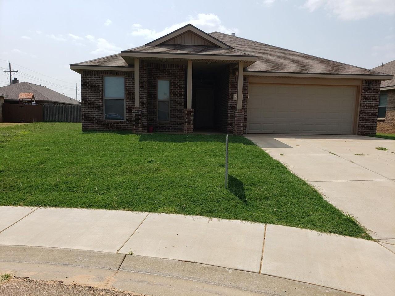 9706 Ridgely Ave - Photo 2 of 37