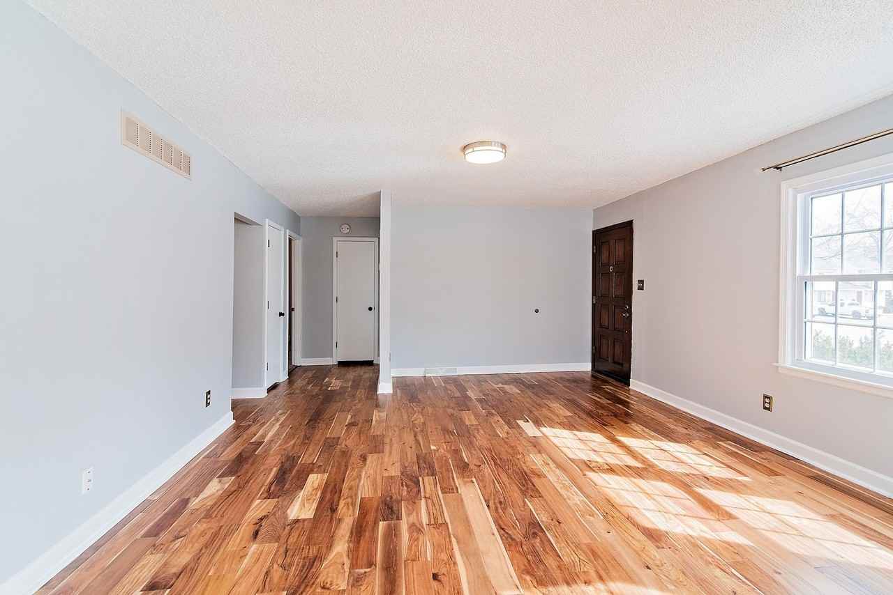 8240 Santa Fe Dr - Photo 3 of 30