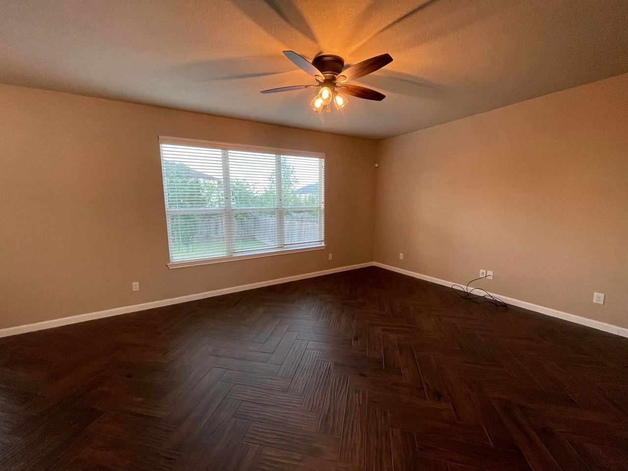 9614 Copper Est - Photo 3 of 20