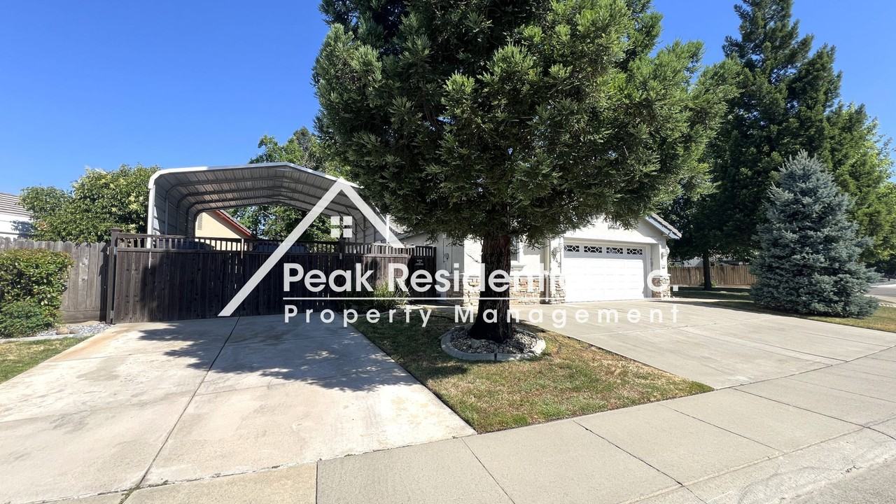 8042 Clanfield Way - Photo 2 of 5