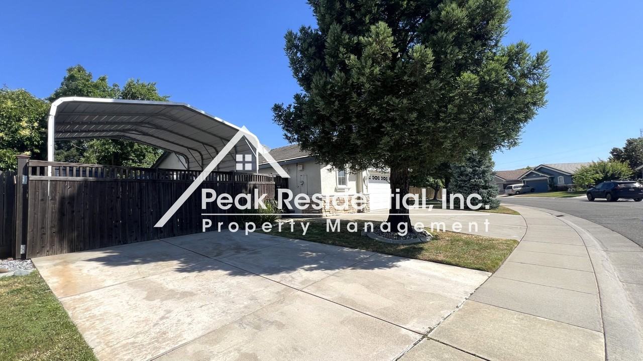 8042 Clanfield Way - Photo 3 of 5