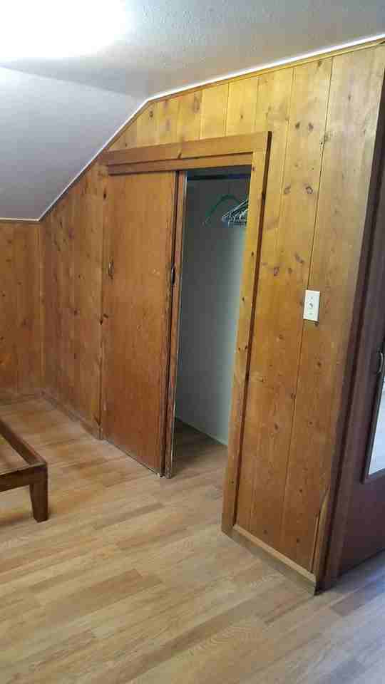 645 1/2 Clark St - Photo 2 of 18