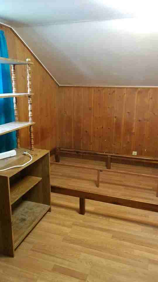 645 1/2 Clark St - Photo 3 of 18