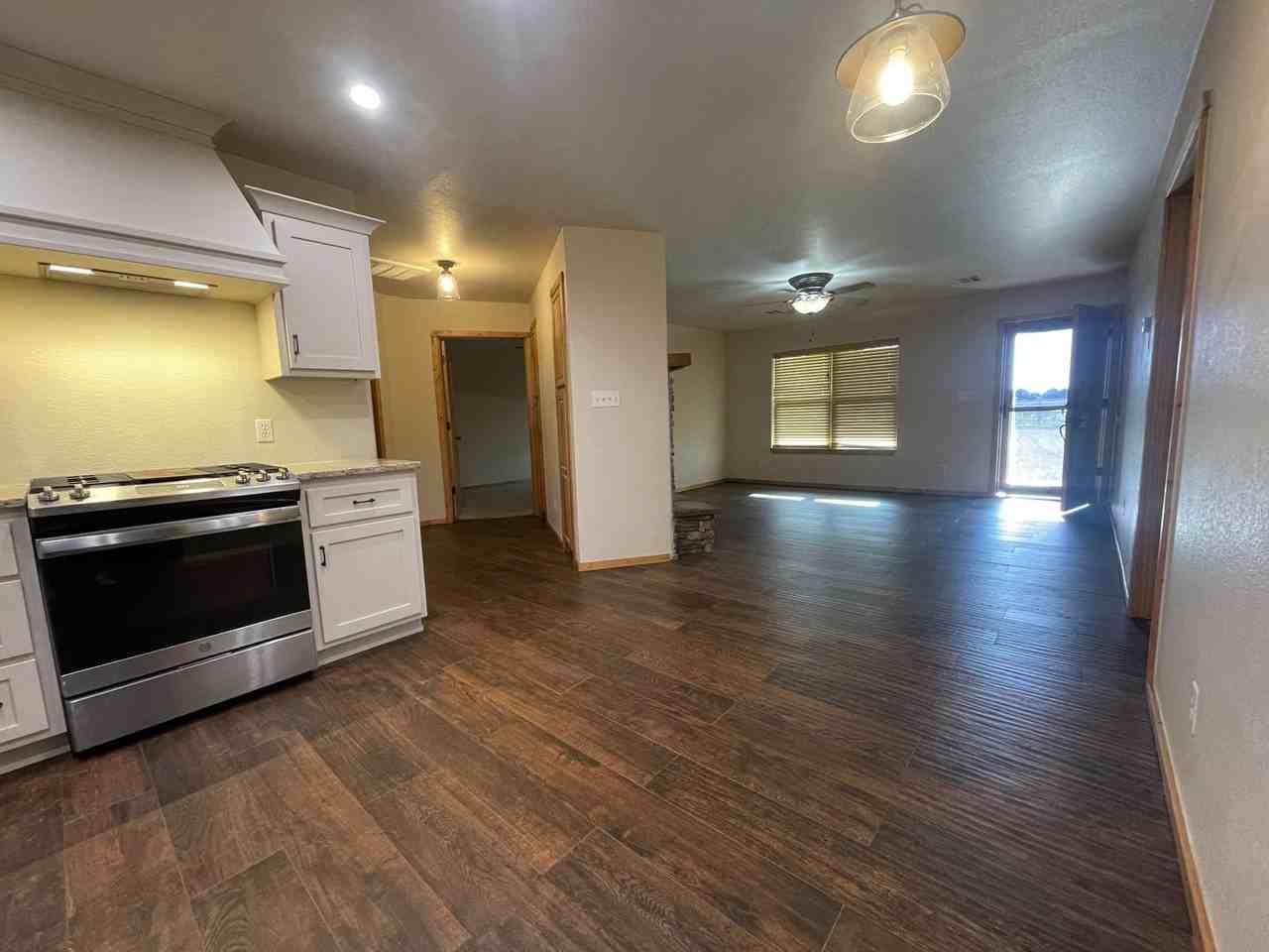 9577 Choate Prairie Rd - Photo 4 of 24