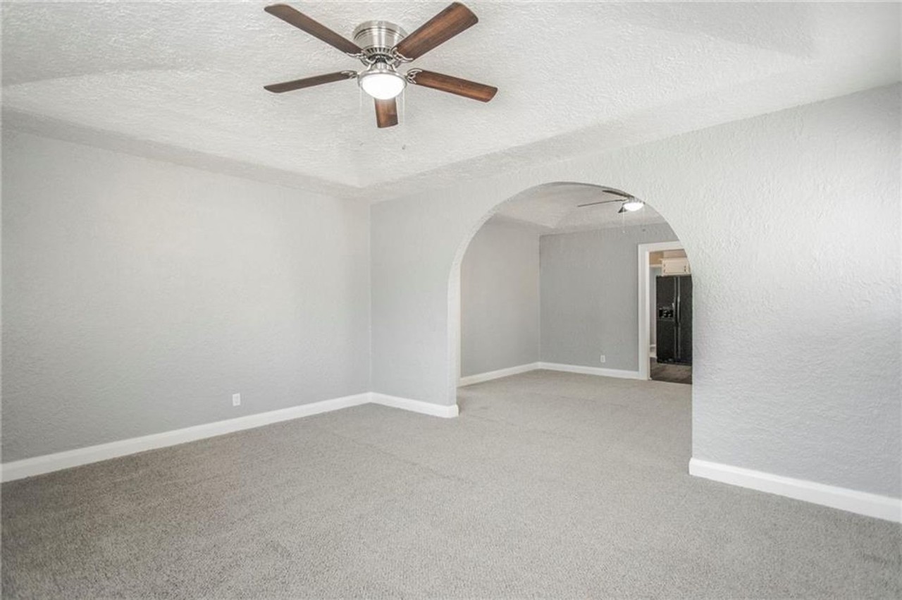 738 N Chapman Ave - Photo 7 of 21