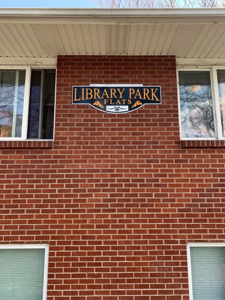 320 Mathews St - Photo 2 of 5