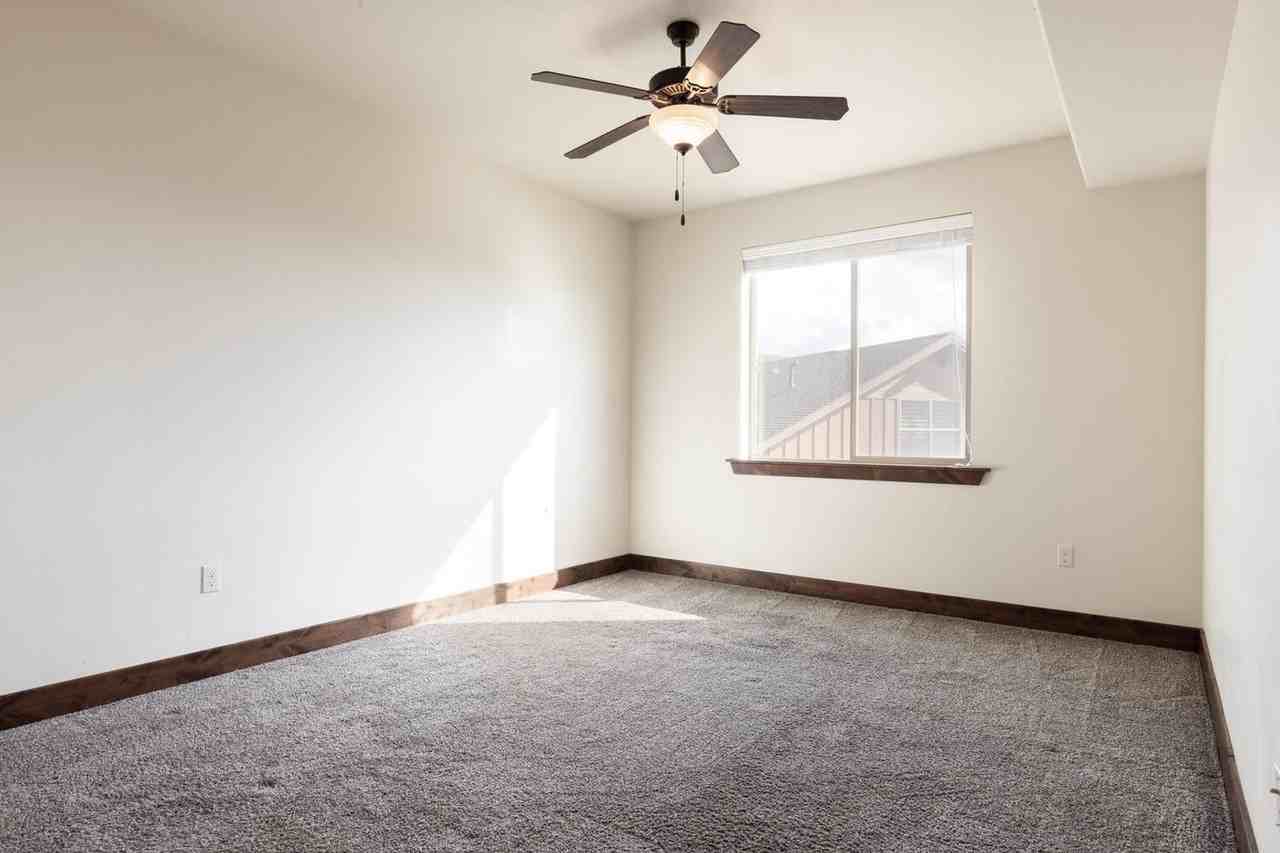 1291 W Black Rock Trl - Photo 7 of 24