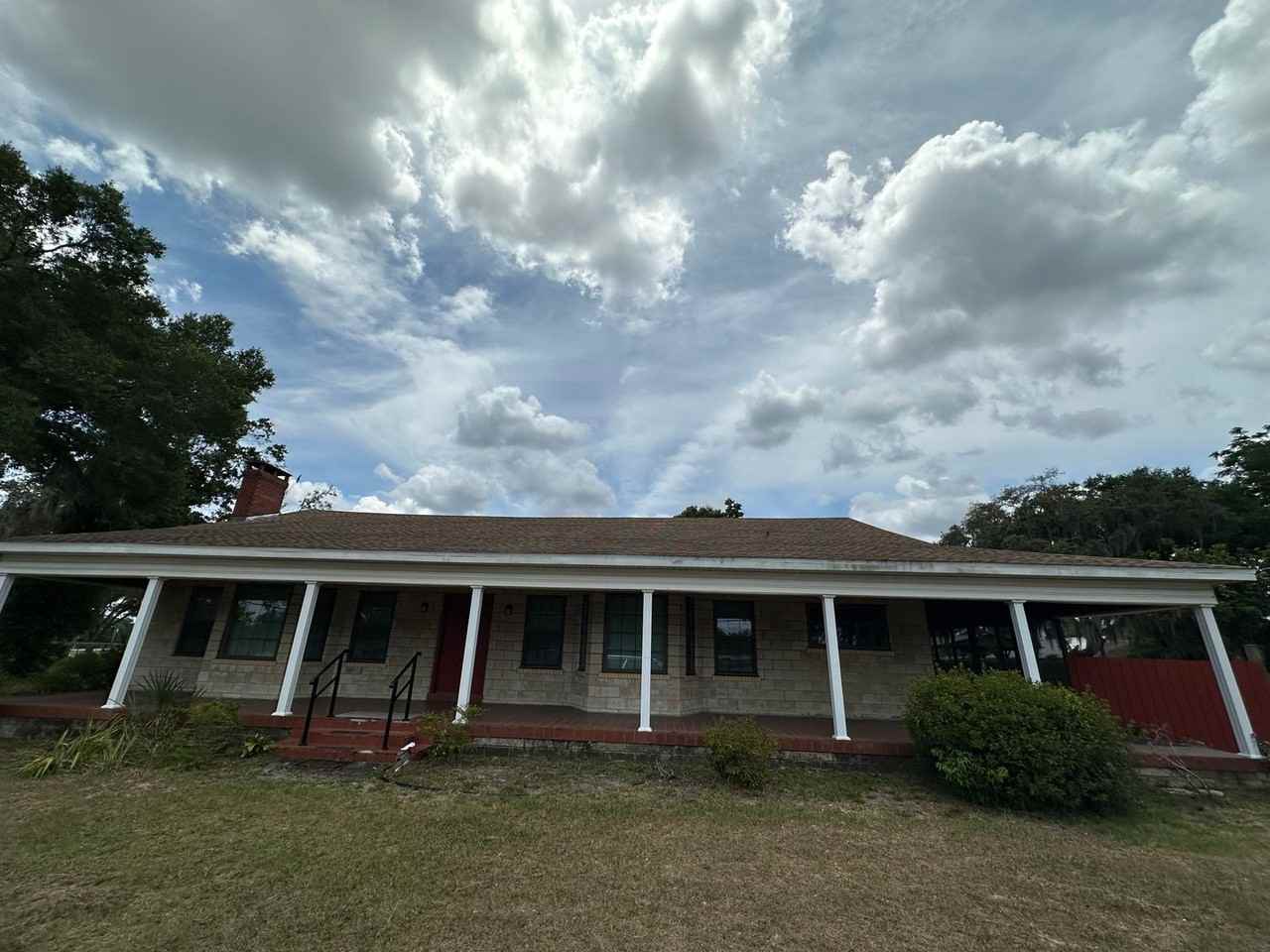 3203 W Baker St - Photo 2 of 19