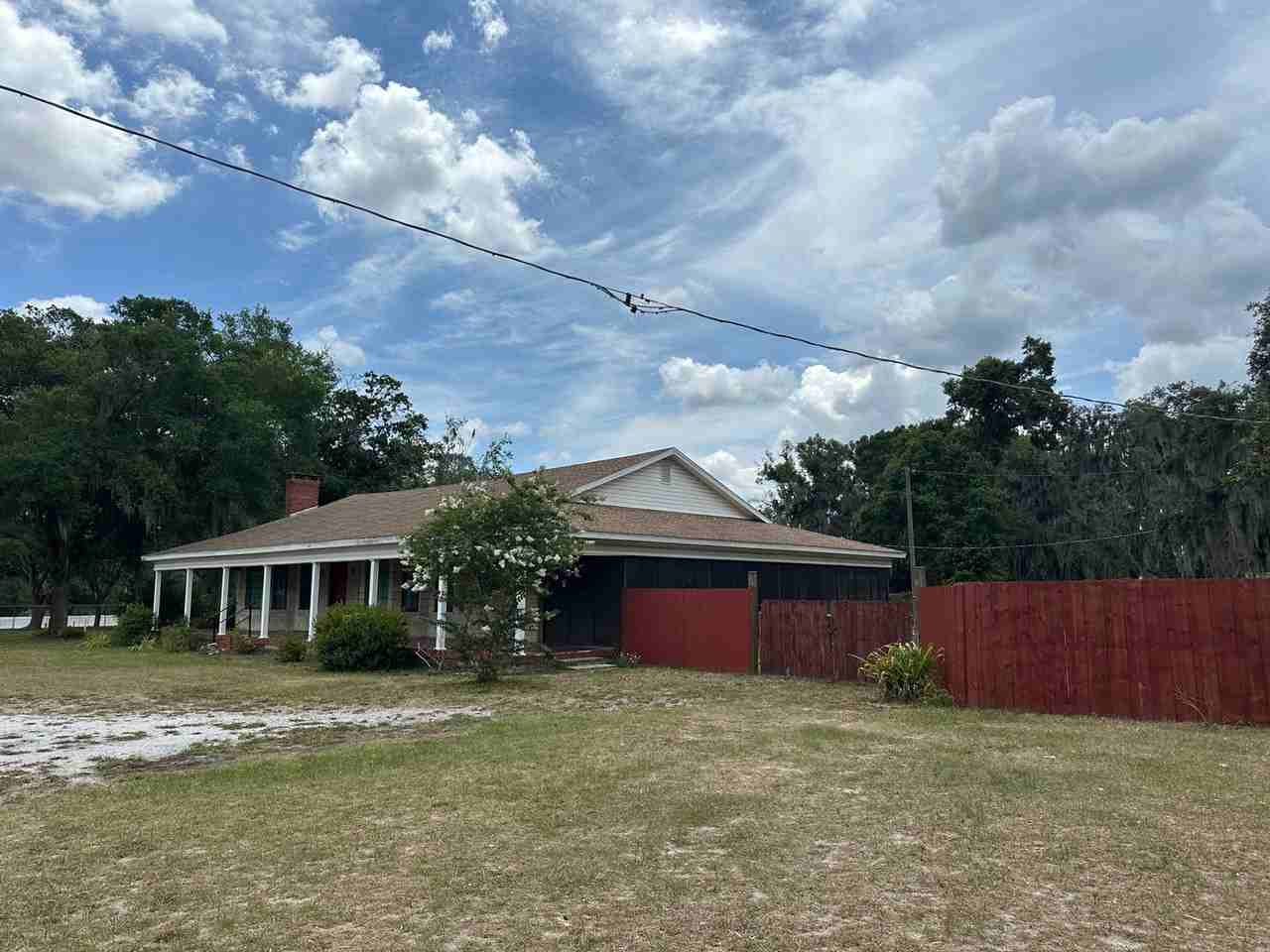 3203 W Baker St - Photo 3 of 19