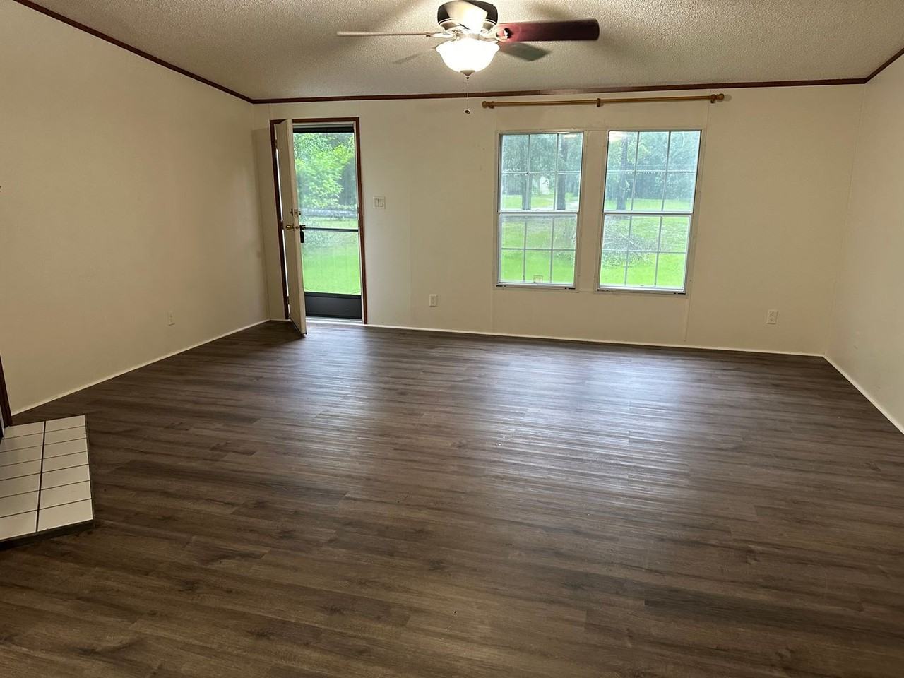 7990 N Linscomb Rd - Photo 3 of 18