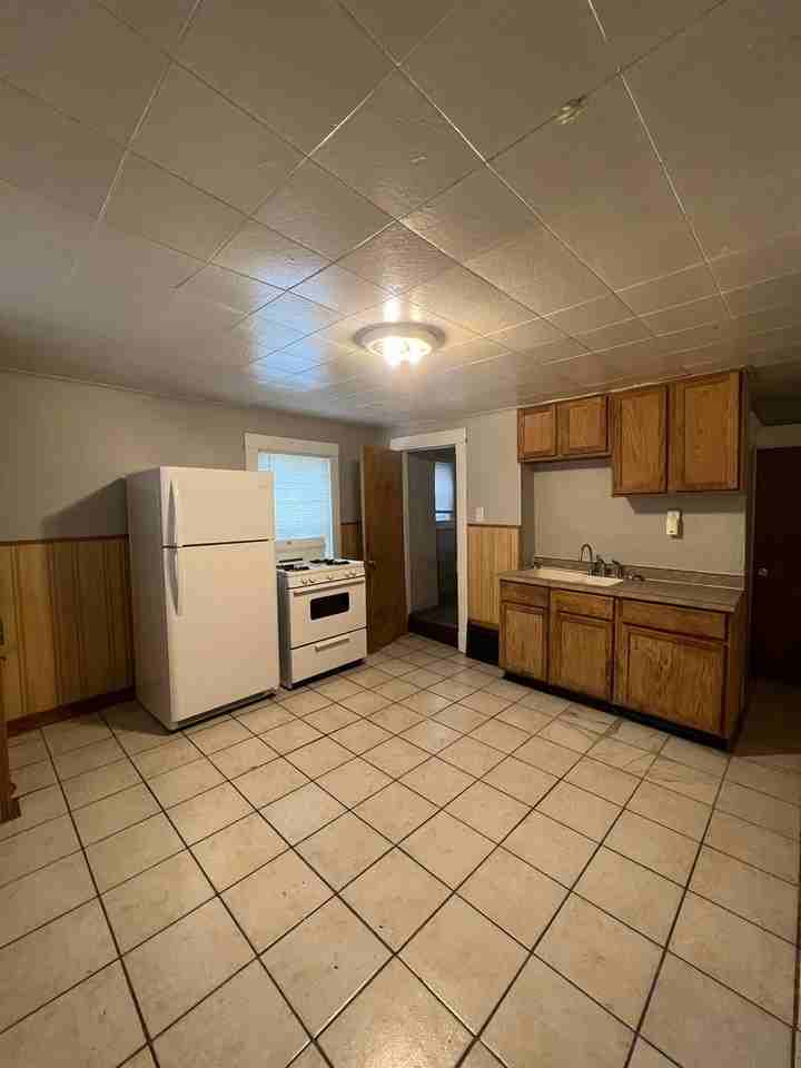 1220 / 1222 / 1224 Adams St. - Photo 2 of 8