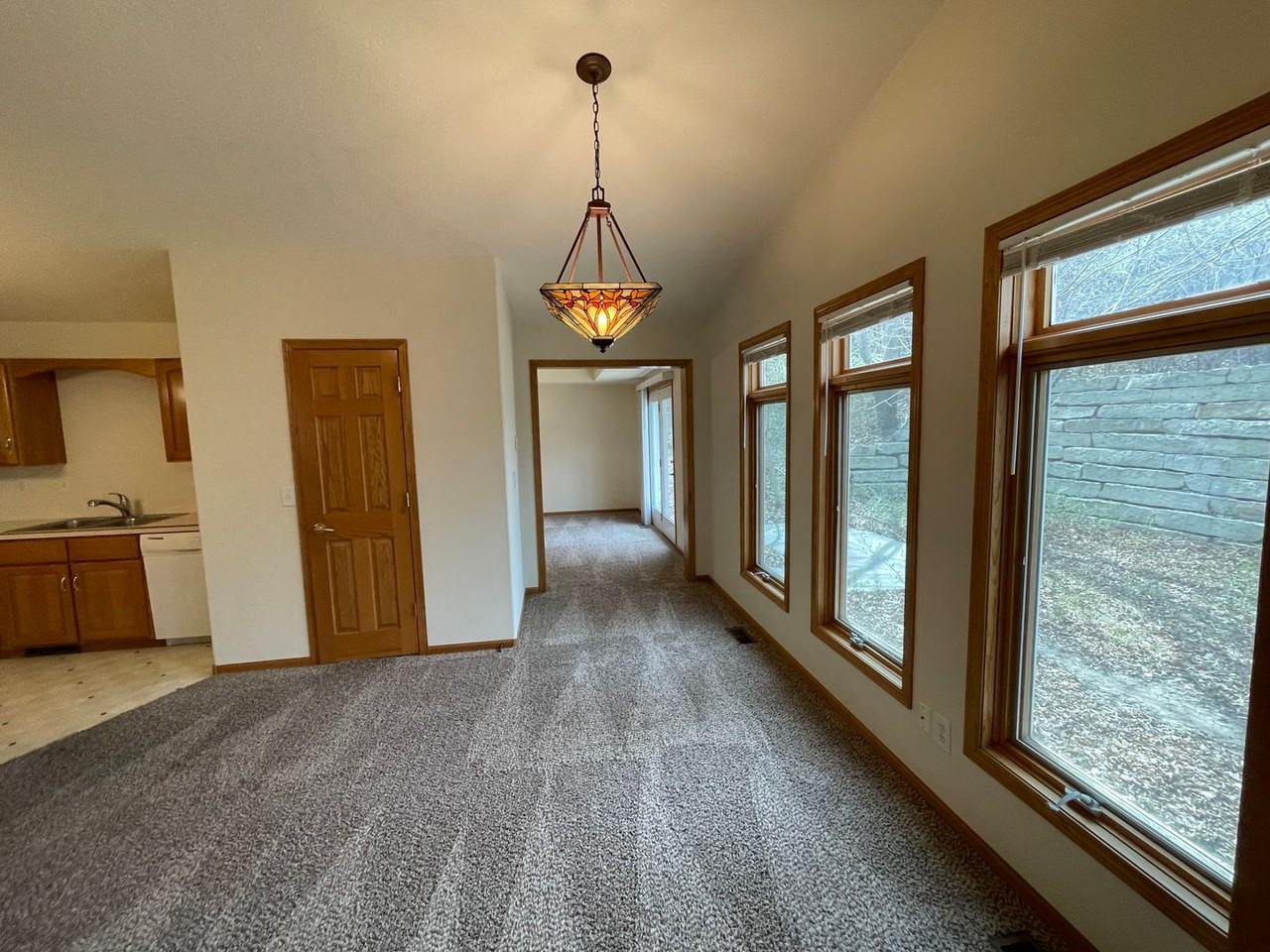 1709 Mulligan Pl - Photo 4 of 13