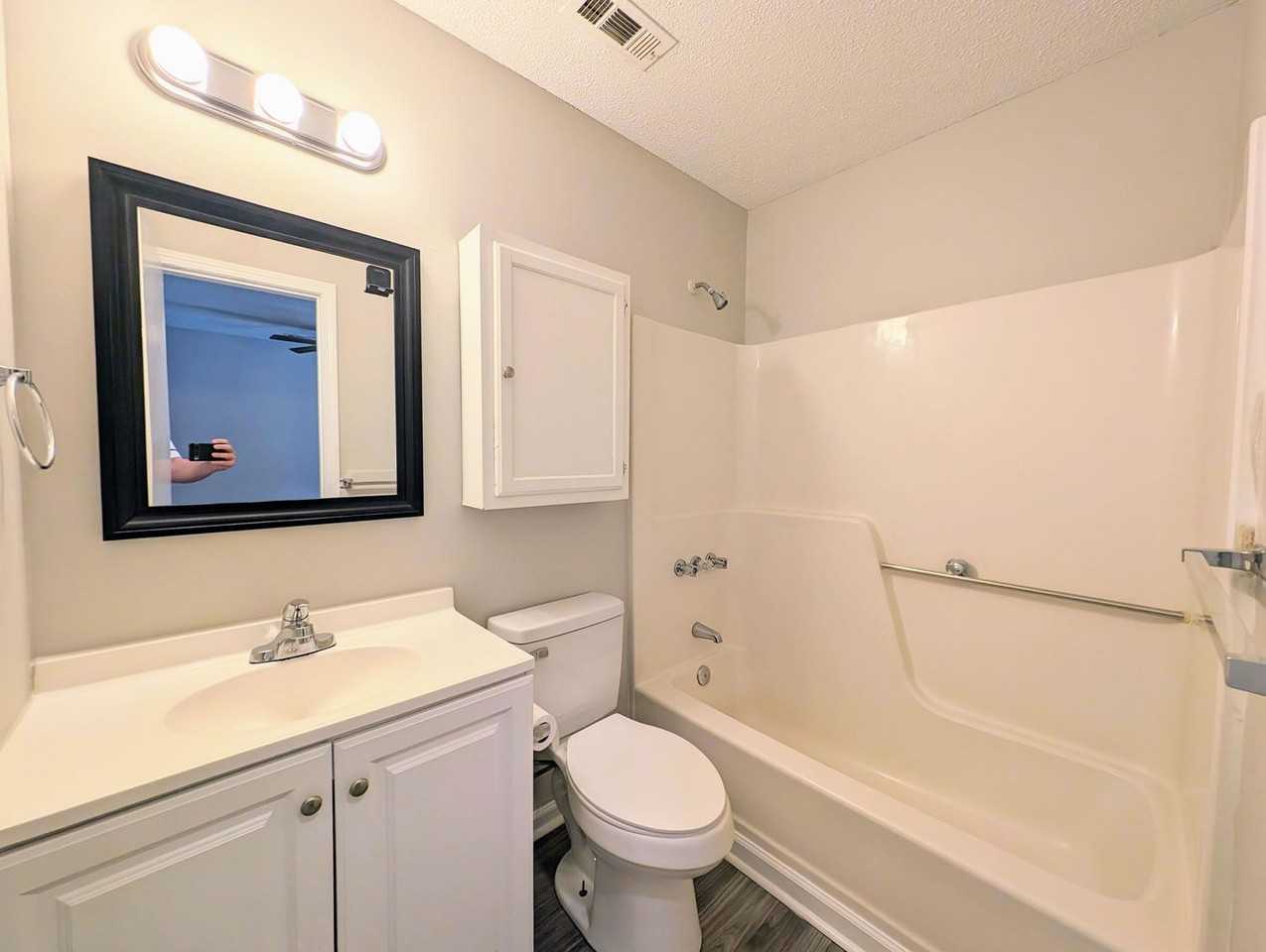 1917 Tischer Road - Photo 6 of 12