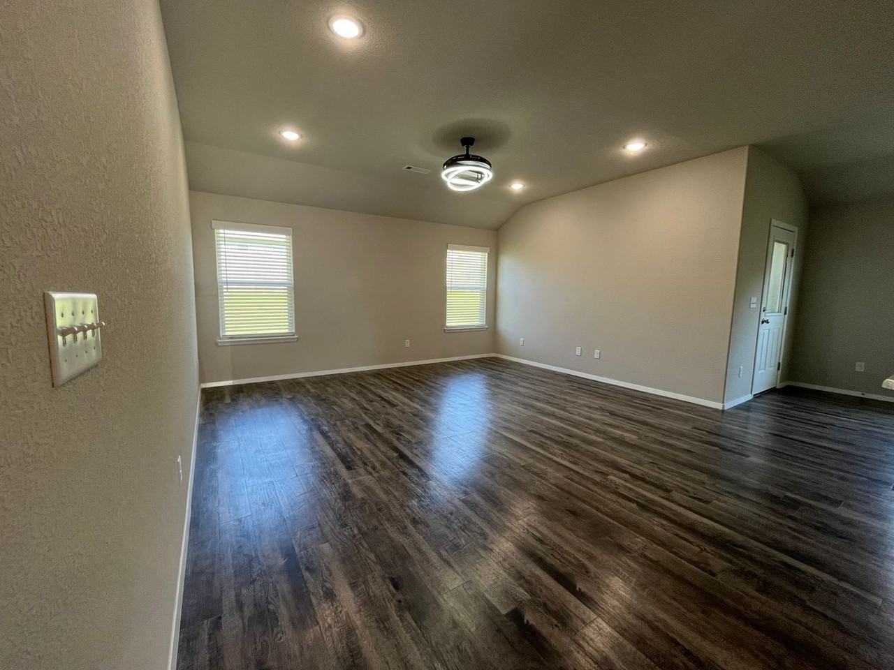 6902 Sw Whitmarsh Rd - Photo 3 of 27