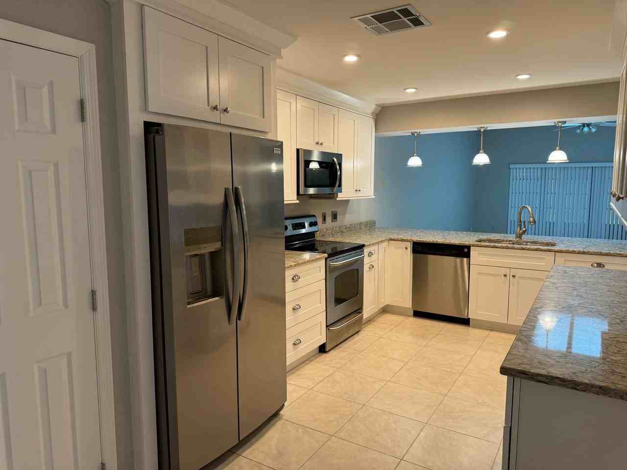 7723 Windbreak Rd - Photo 5 of 19