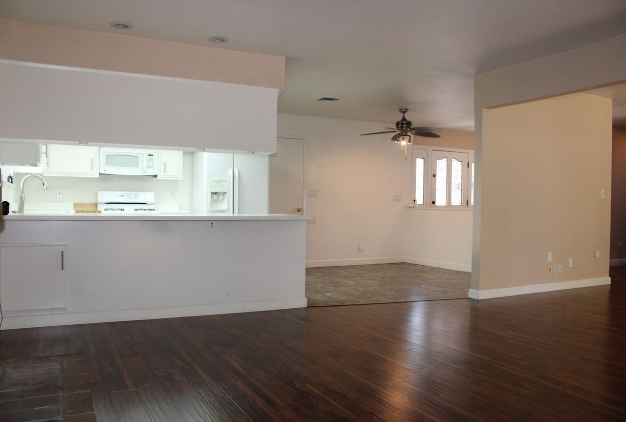 1513 Dana Way - Photo 3 of 18