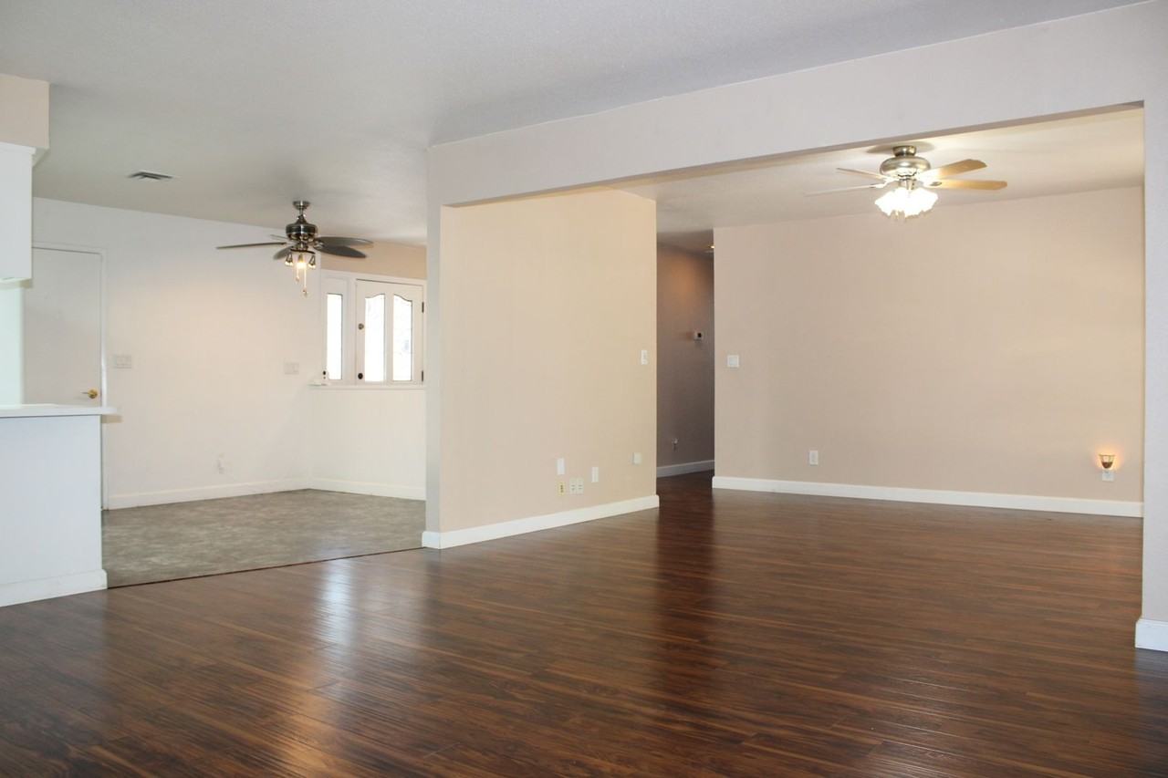 1513 Dana Way - Photo 4 of 18