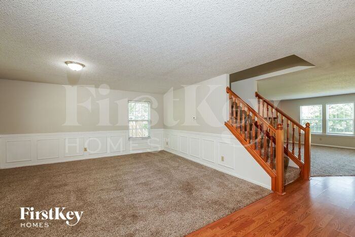 5757 N Plymouth Ct - Photo 3 of 16