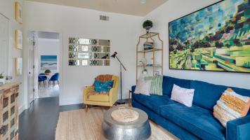 featured image of 414 East Gaston Street #414