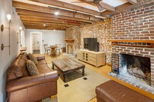 220 E Taylor St - Photo 1 of 1