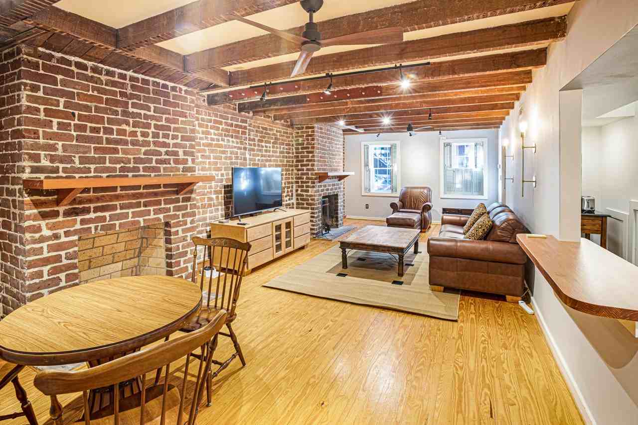 220 E Taylor St - Photo 6 of 21