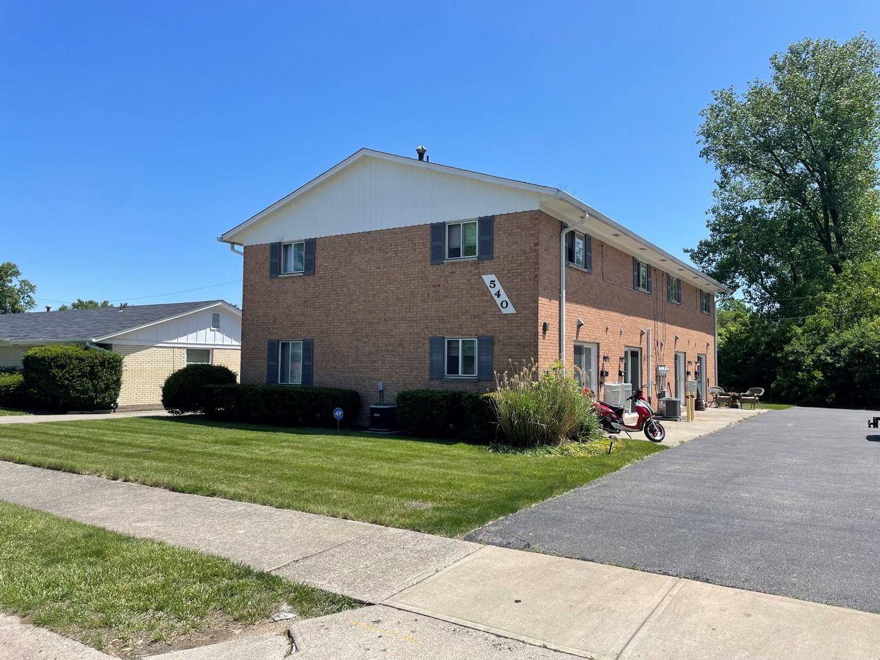 540 Thoma Pl #C - Photo 2 of 19