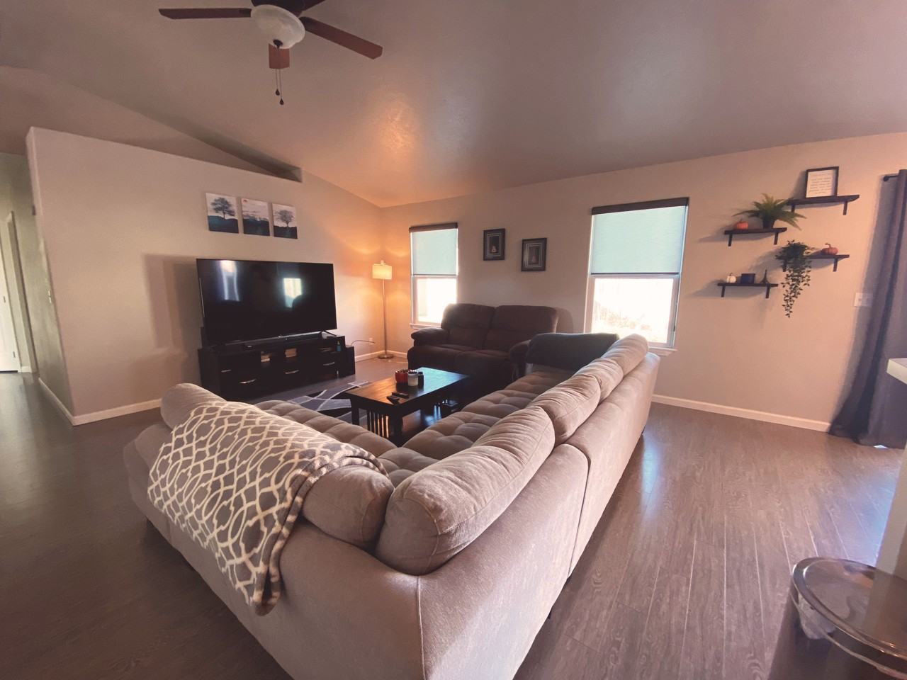 3124 Parkview Way #NA - Photo 3 of 13