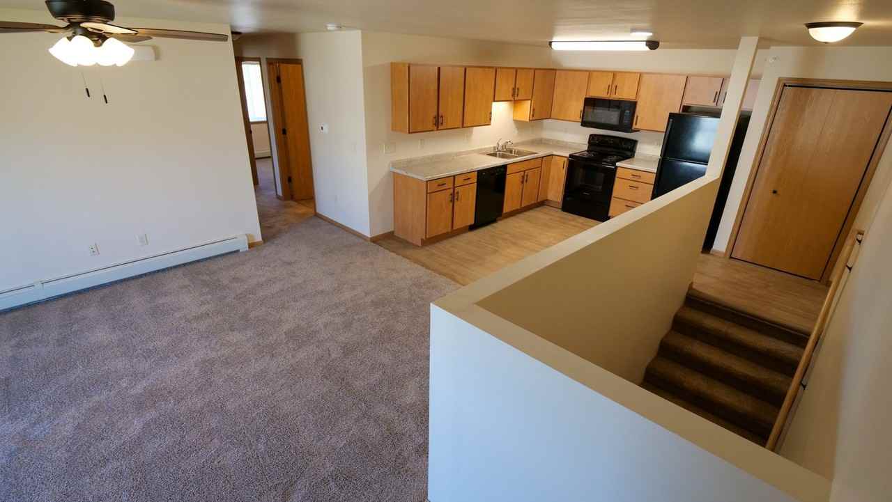 South Ridge Apartments - Photo 2 of 9