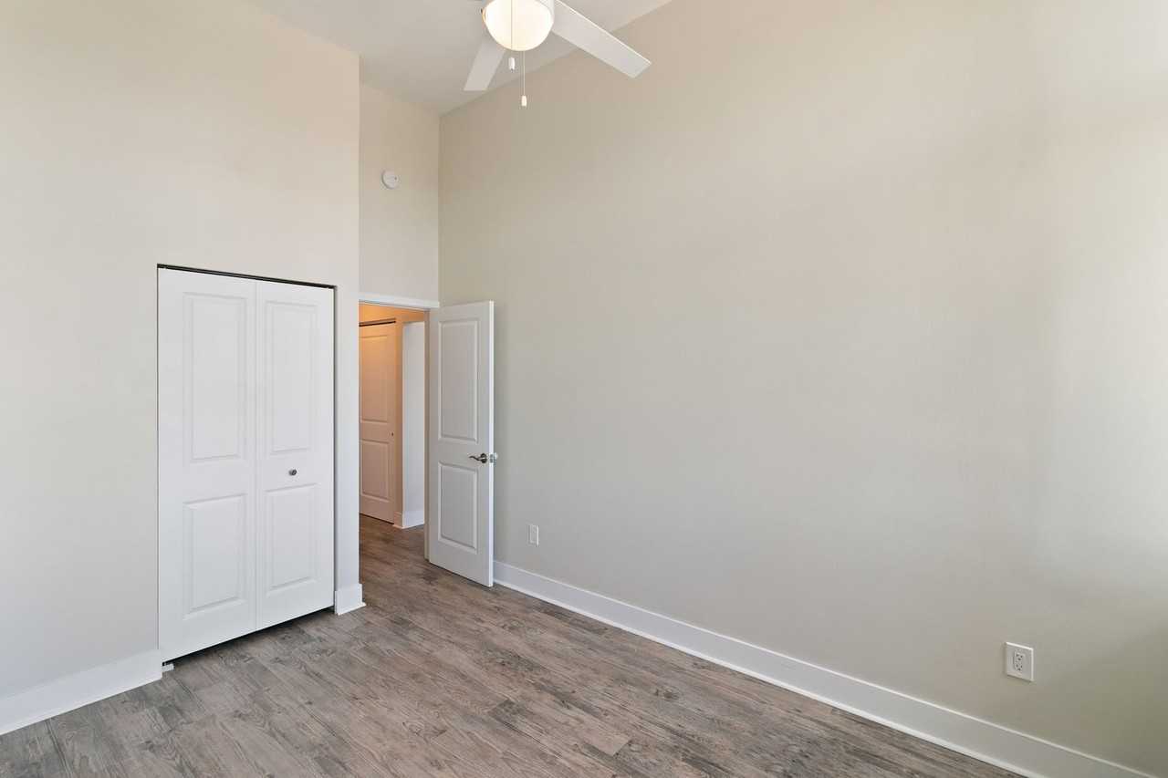 Fyfe Apartments - Photo 4 of 50
