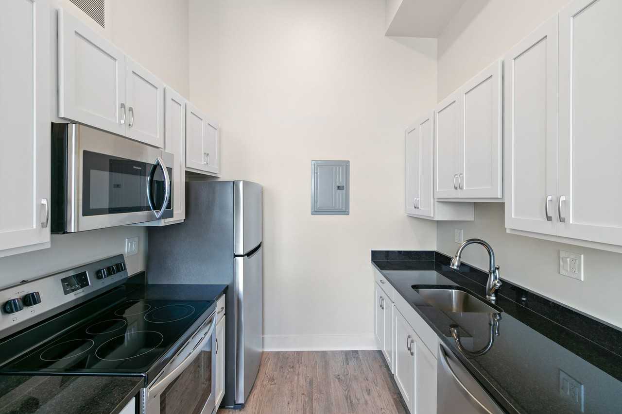 Fyfe Apartments - Photo 6 of 50