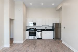 featured image of 10 W Adams Ave