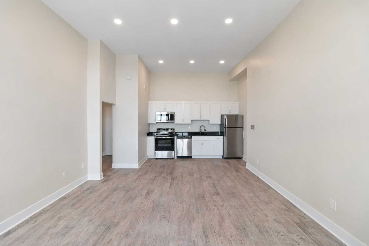 Fyfe Apartments - Photo 2 of 50