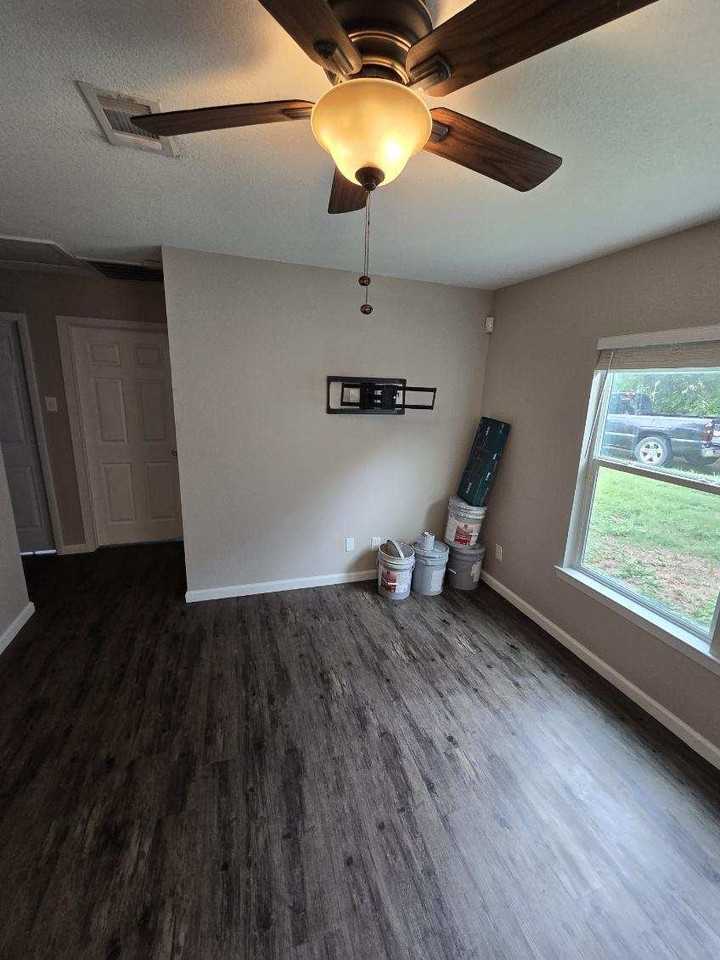 613 Carrie Ave #613 - Photo 3 of 8