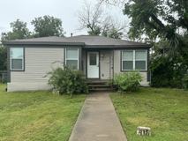 415 N Doak St #1 - Photo 1 of 1