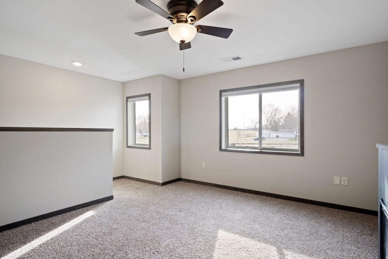 Peregrine Bldg. 03 - Photo 4 of 28