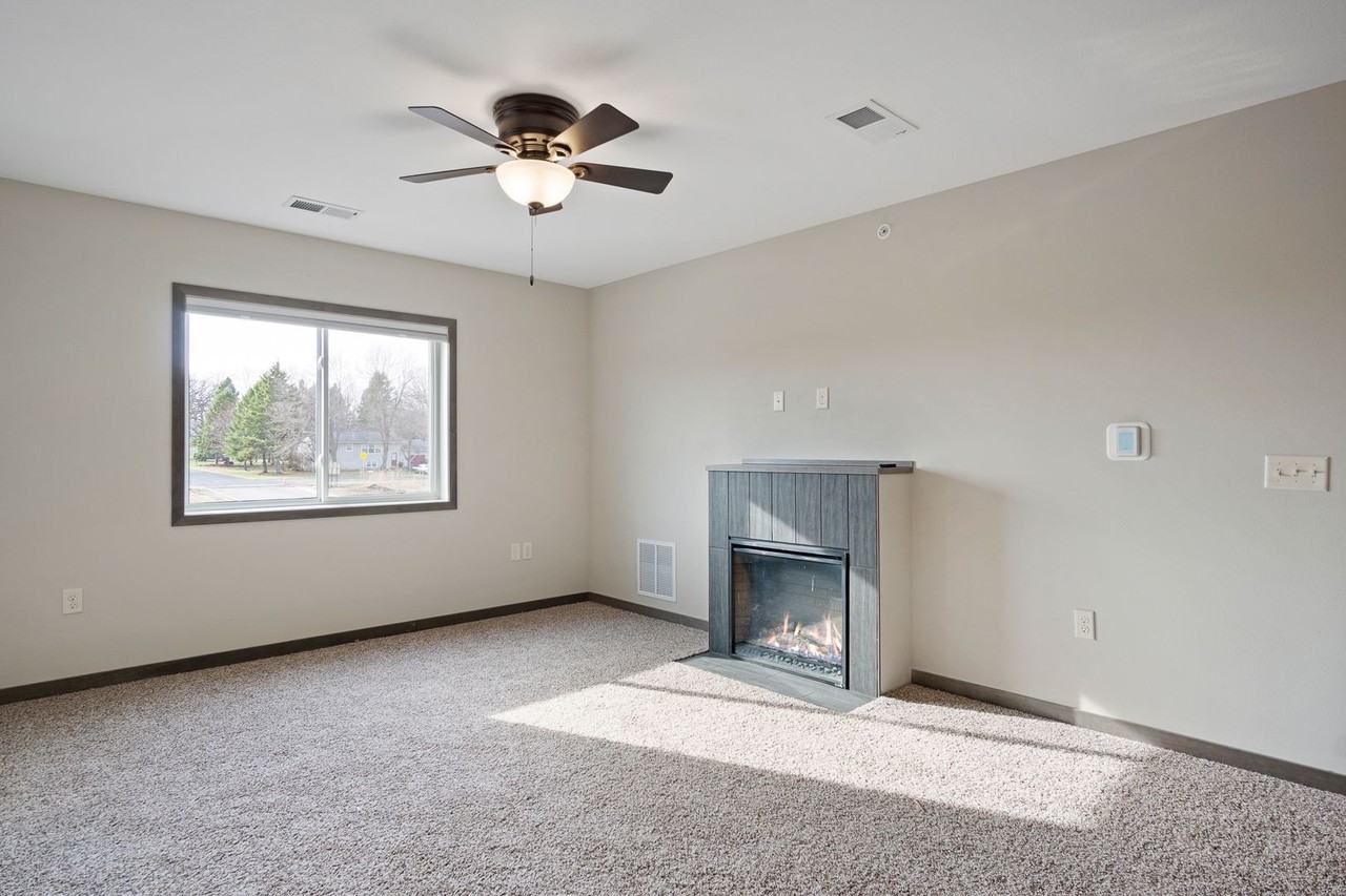 Peregrine Bldg. 03 - Photo 5 of 28