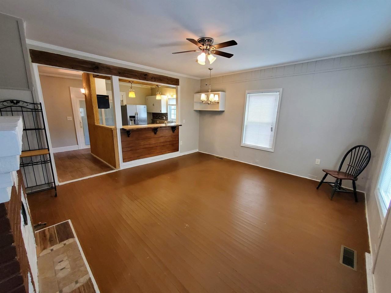 533 Broadway St #1 - Photo 2 of 20