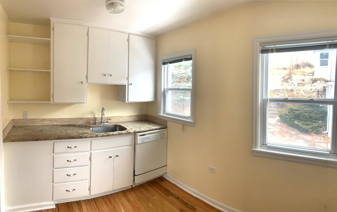 2201 Table Dr - Photo 7 of 13