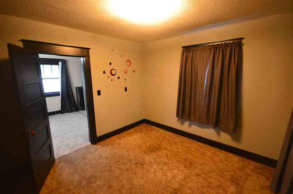 108 W J St #1 - Photo 5 of 11