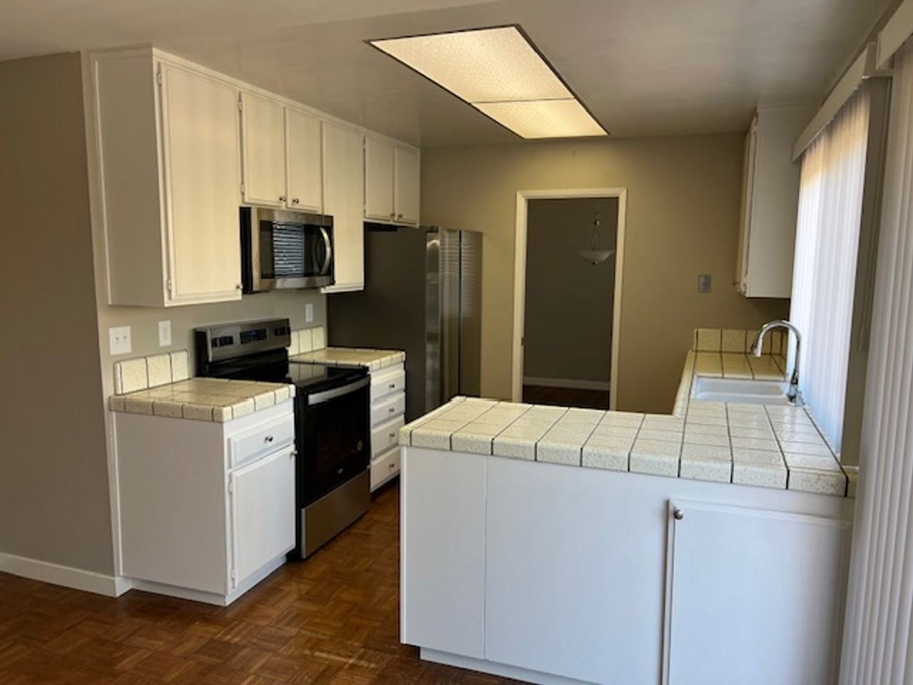 5191 Devon Park Ct - Photo 3 of 17