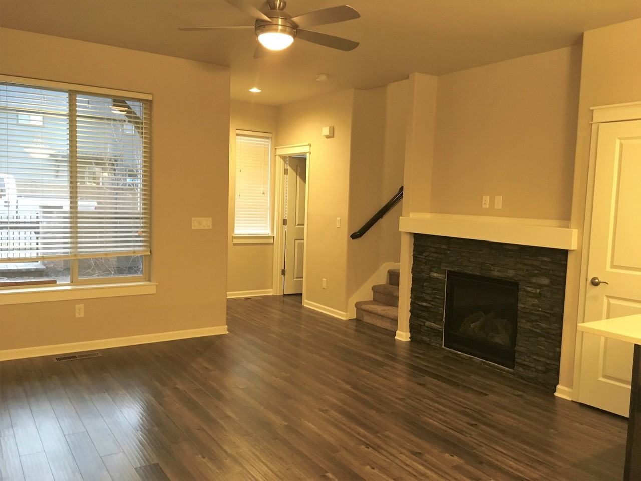 20952 High Desert Ln - Photo 2 of 10