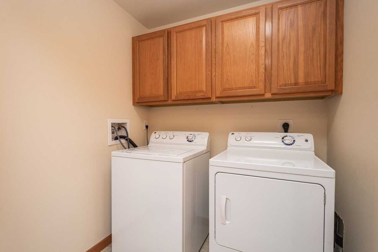 1620 Lincoln Dr - Photo 4 of 16