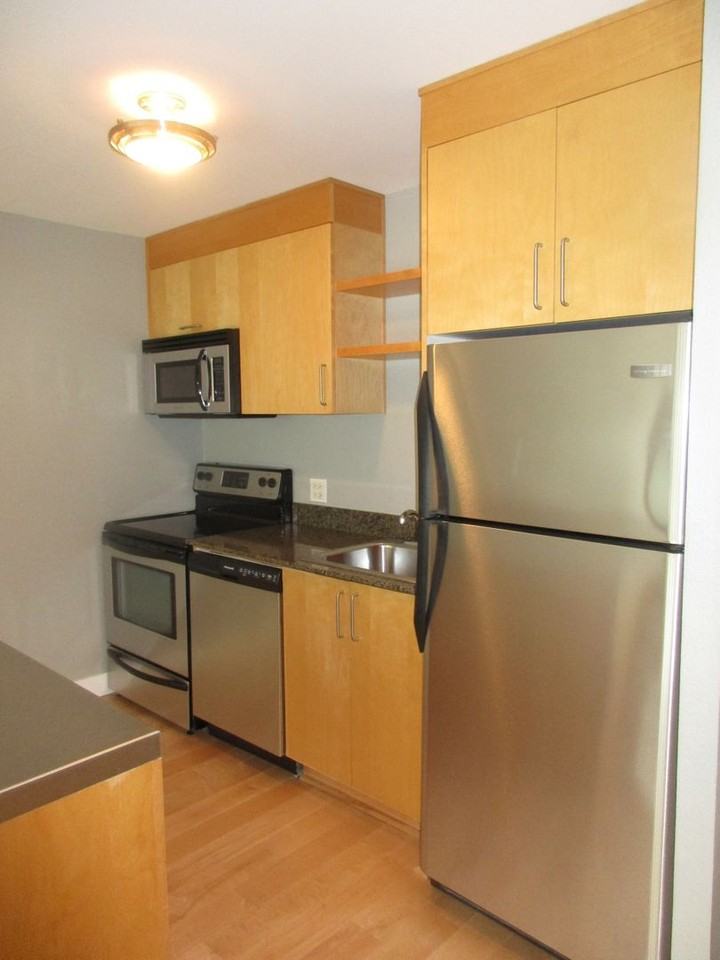 111 Sw Harrison St #3G - Photo 6 of 14